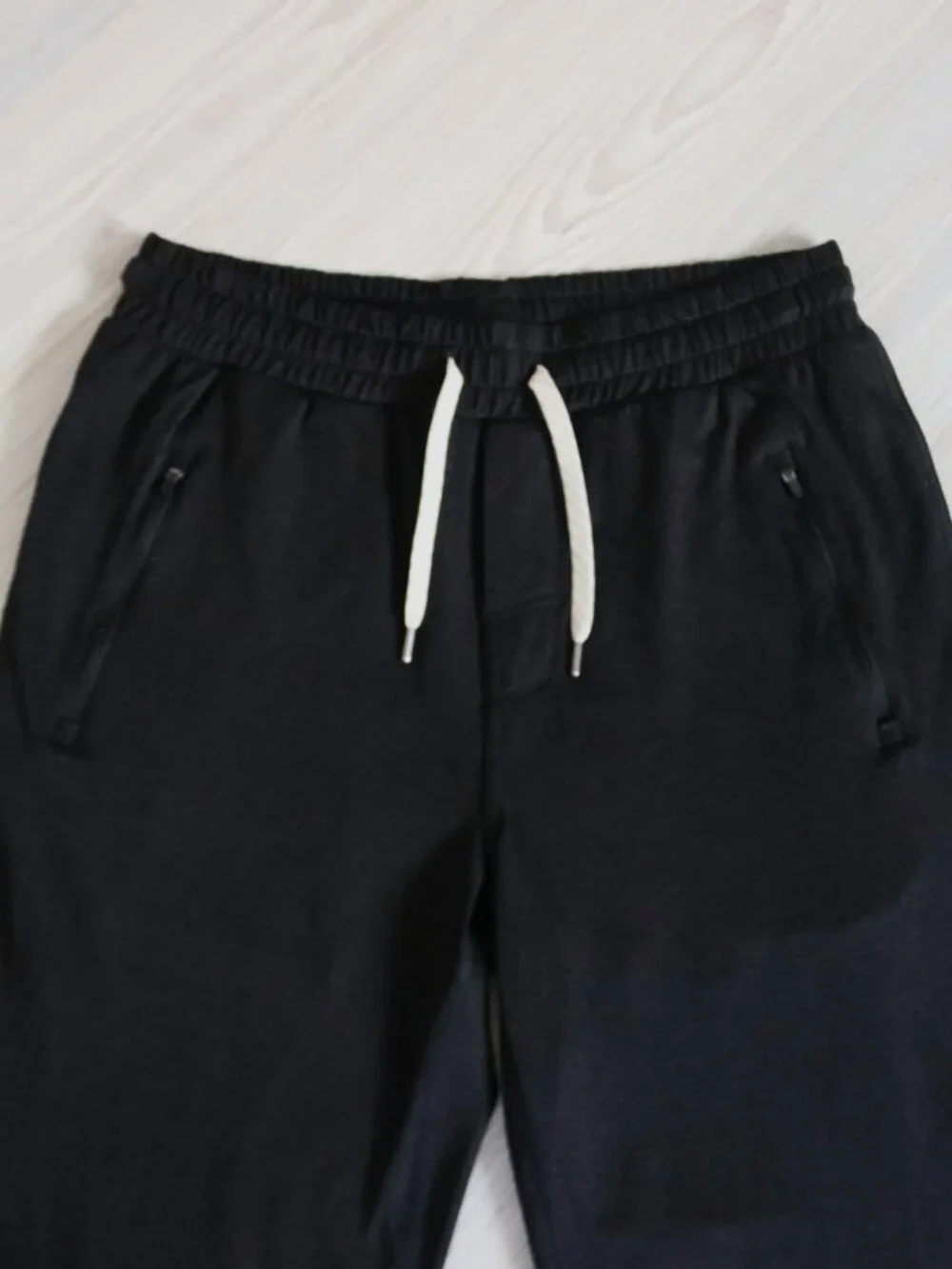 Vuori Ponto Performance Jogger Men's M Black Dream-Knit Gym Active Pants V438